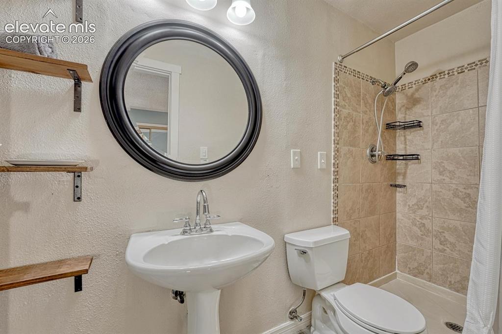 1644 W Vermijo Avenue Colorado Springs CO 80904