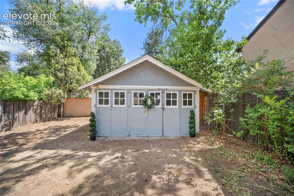 819 Cheyenne Boulevard Colorado Springs CO 80905
