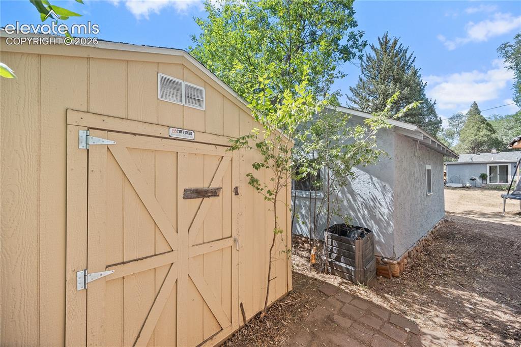 819 Cheyenne Boulevard Colorado Springs CO 80905