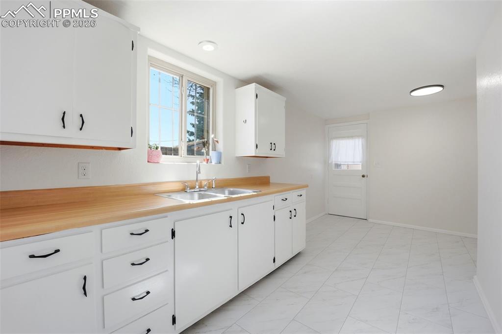 1920 Berkshire Lane Colorado Springs CO 80909