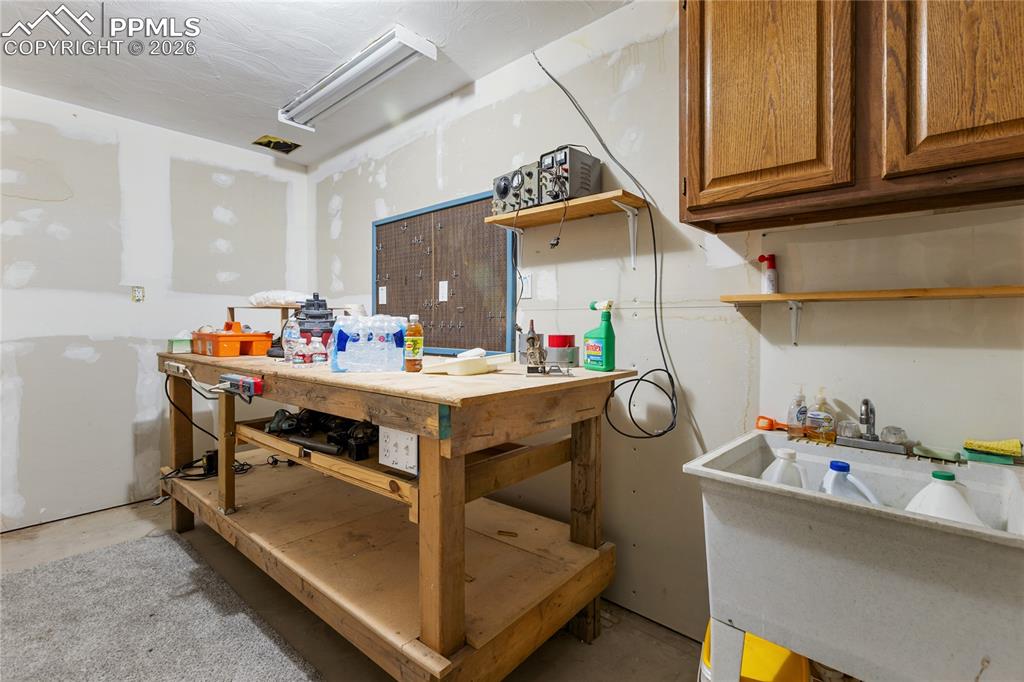 256 Elkhorn Road Florissant CO 80816