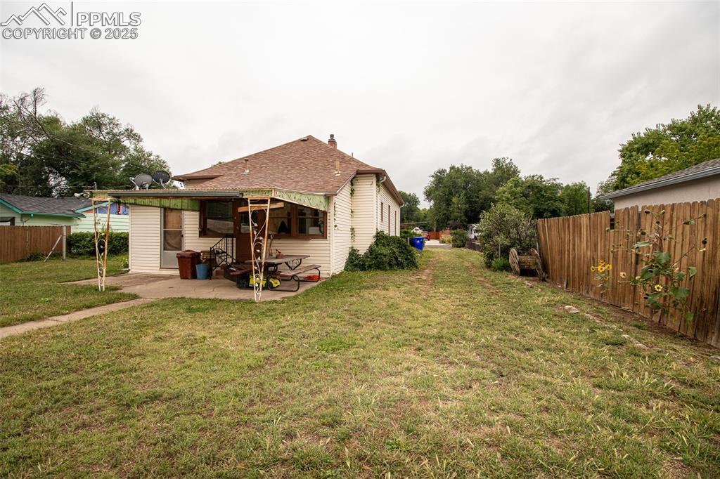 2815 Beacon Street Colorado Springs CO 80907