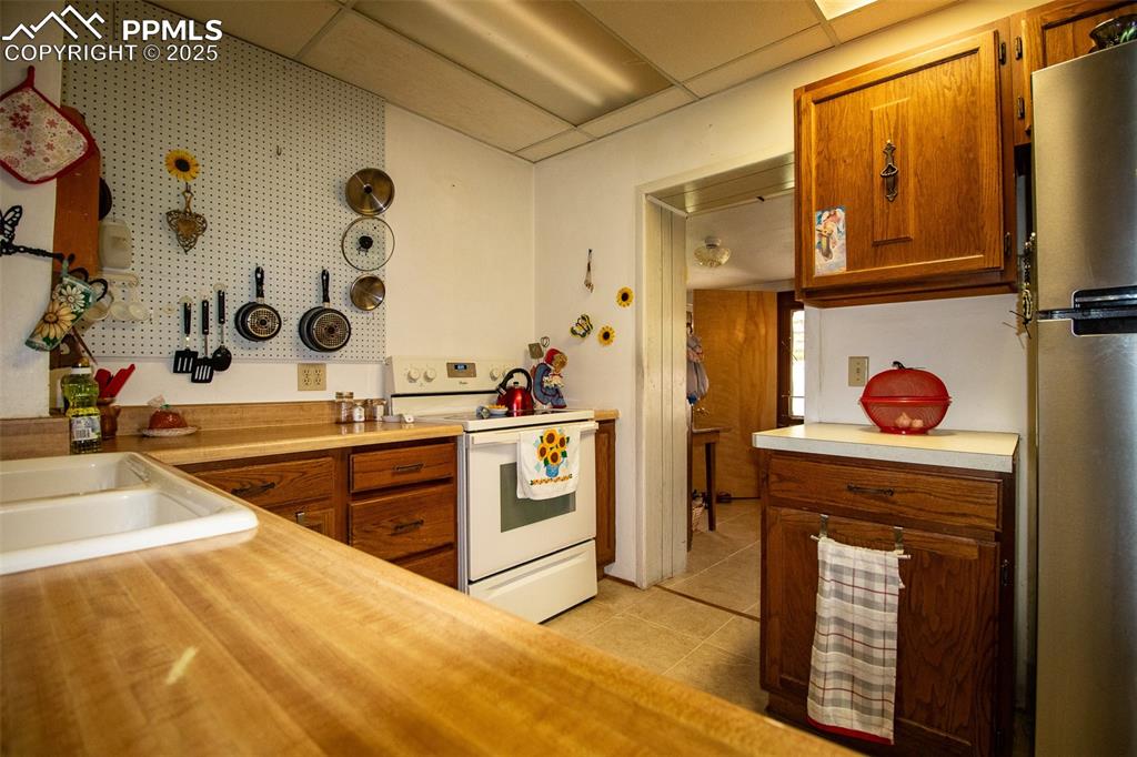 2815 Beacon Street Colorado Springs CO 80907