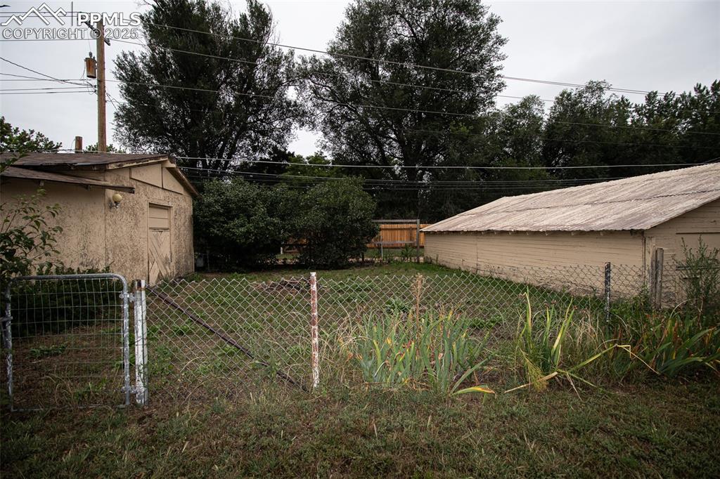 2815 Beacon Street Colorado Springs CO 80907