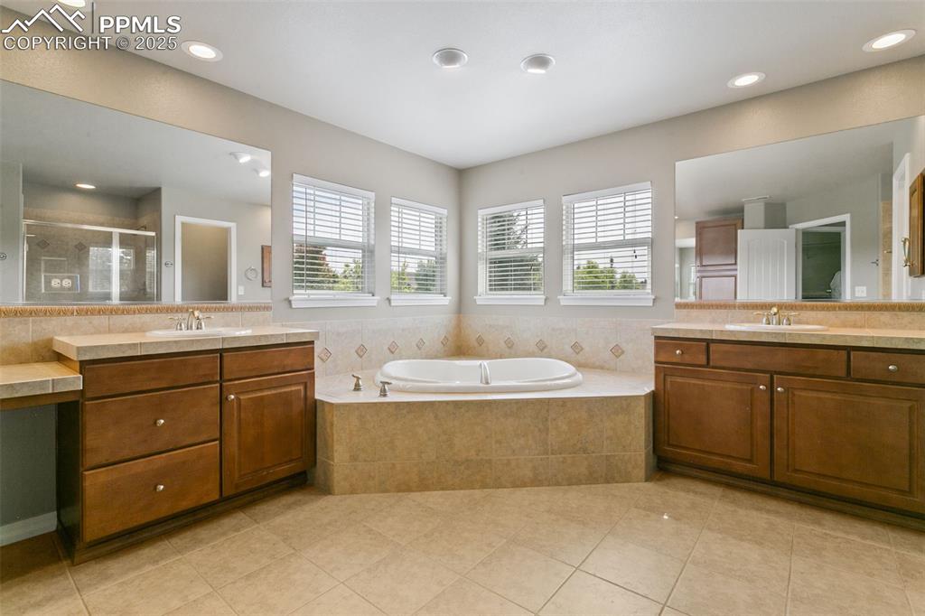 9331 Stoneglen Drive Colorado Springs CO 80920