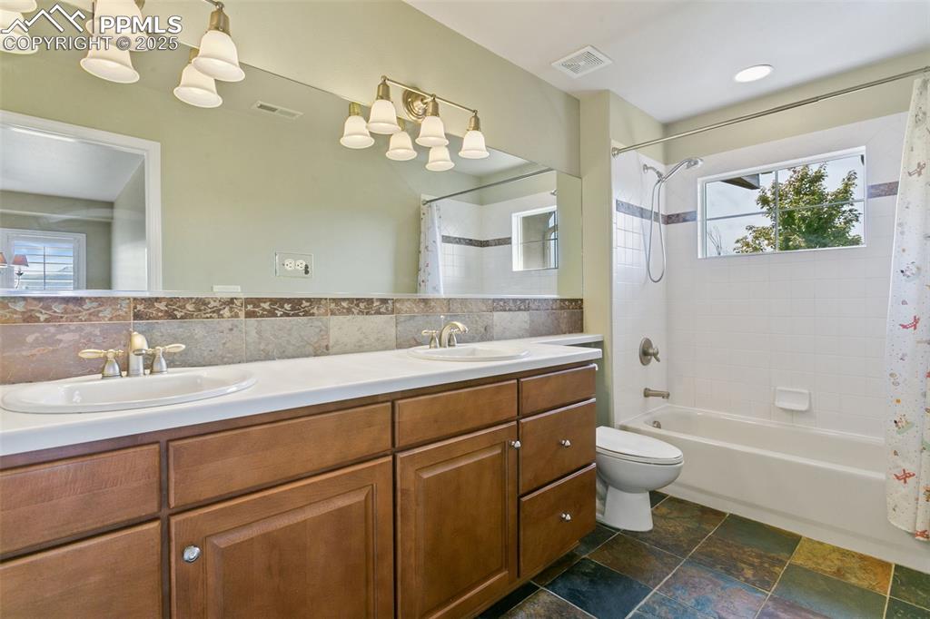 9331 Stoneglen Drive Colorado Springs CO 80920