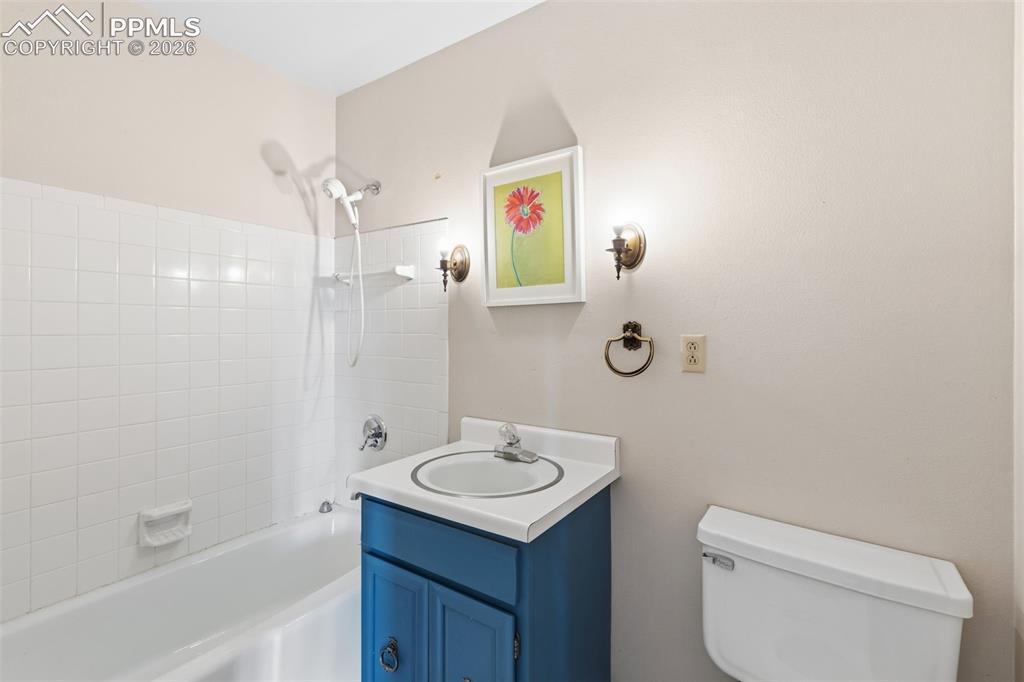 4821 Garden Place Colorado Springs CO 80918