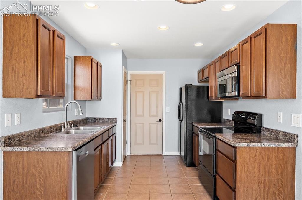 1851 N Rough Rock Lane Pueblo CO 81007