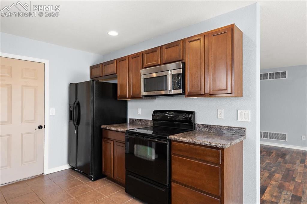 1851 N Rough Rock Lane Pueblo CO 81007