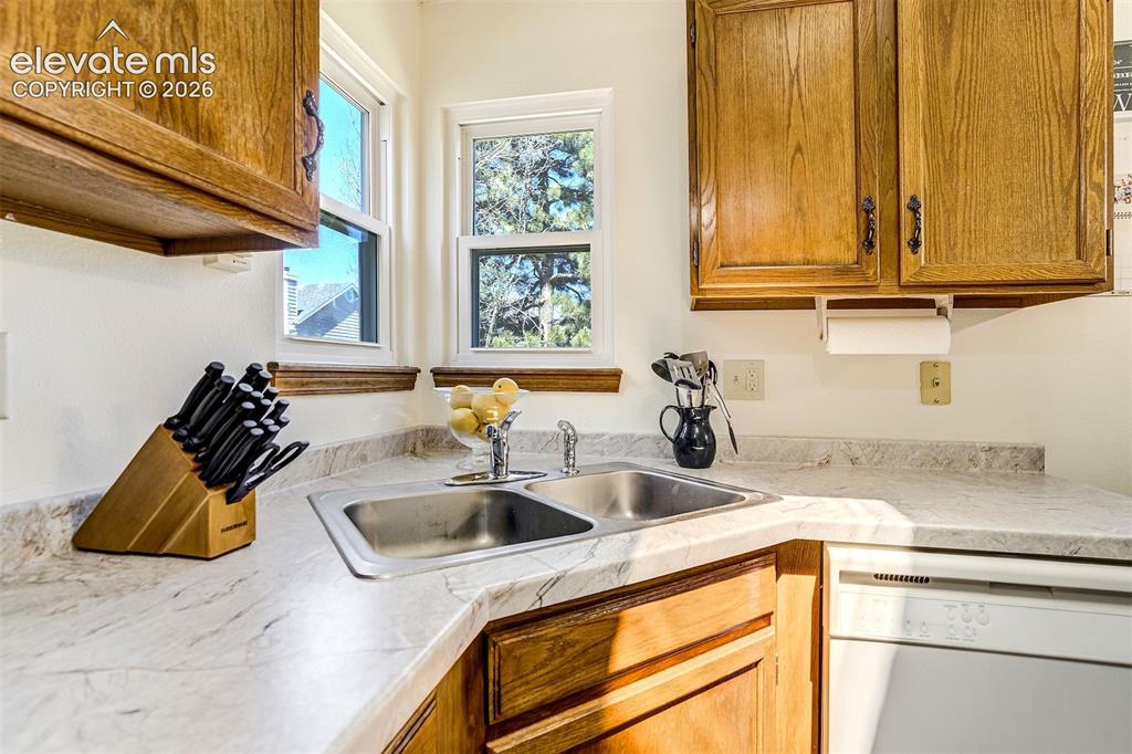 5040 Stillwater Drive Colorado Springs CO 80923