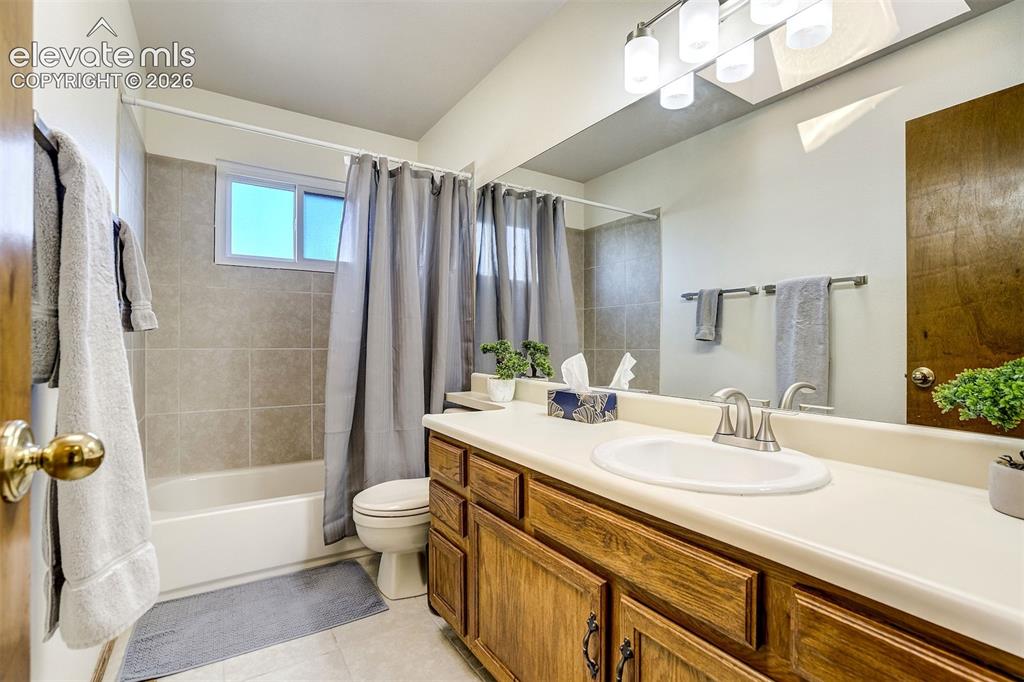 5040 Stillwater Drive Colorado Springs CO 80923