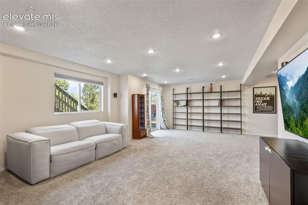 8006 Cooper River Drive Colorado Springs CO 80920