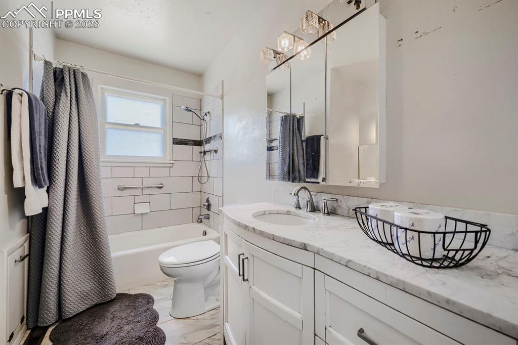 2898 Merry Lane Colorado Springs CO 80909