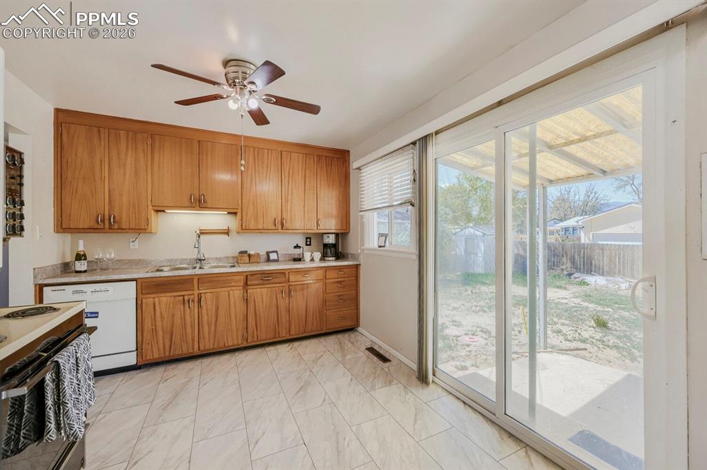 2898 Merry Lane Colorado Springs CO 80909