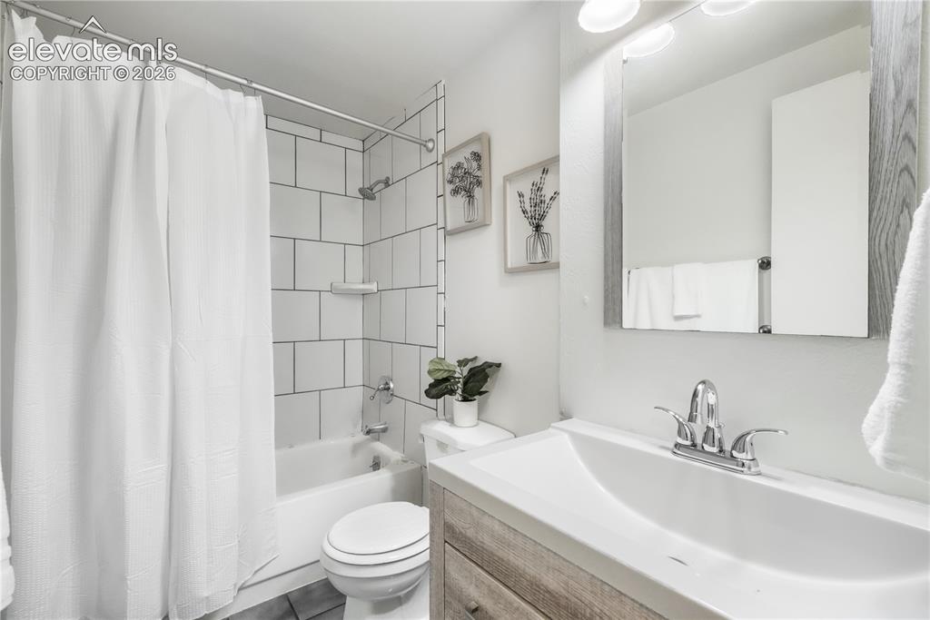 2712 Arlington Drive Colorado Springs CO 80910