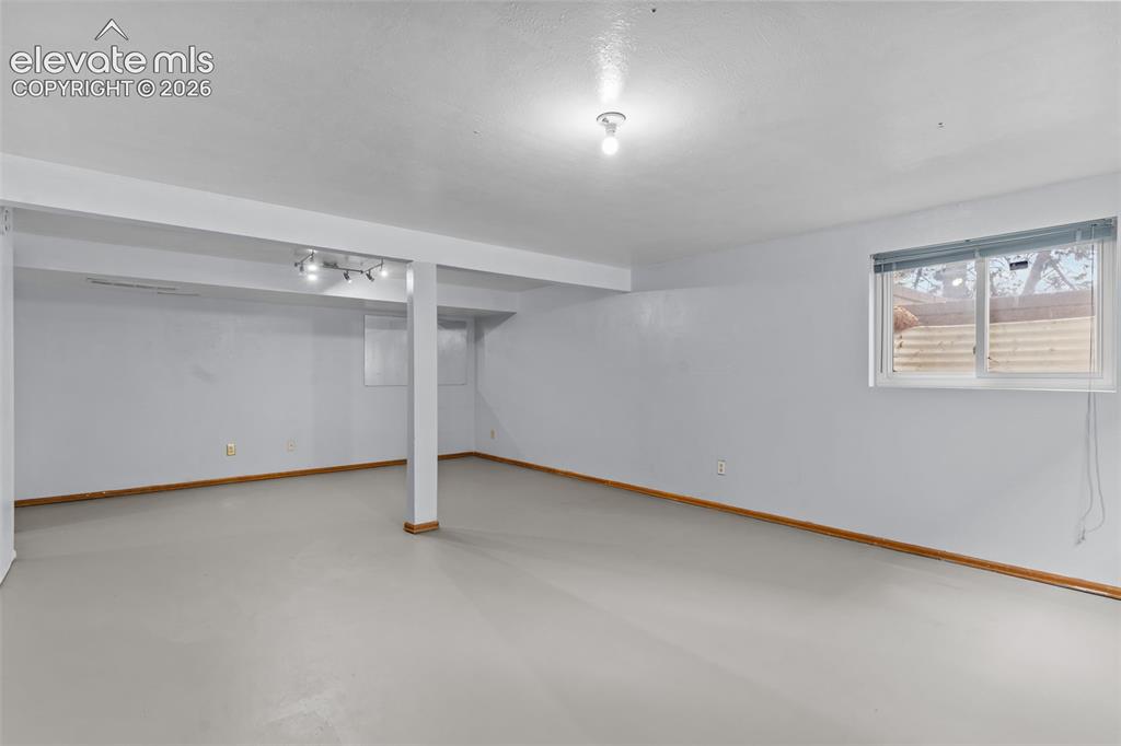 5171 Solar Ridge Drive Colorado Springs CO 80917