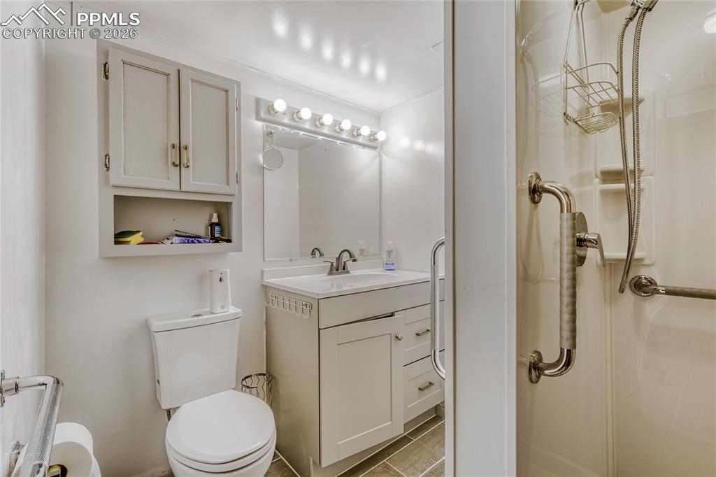 415 Chamberlin Place Colorado Springs CO 80906