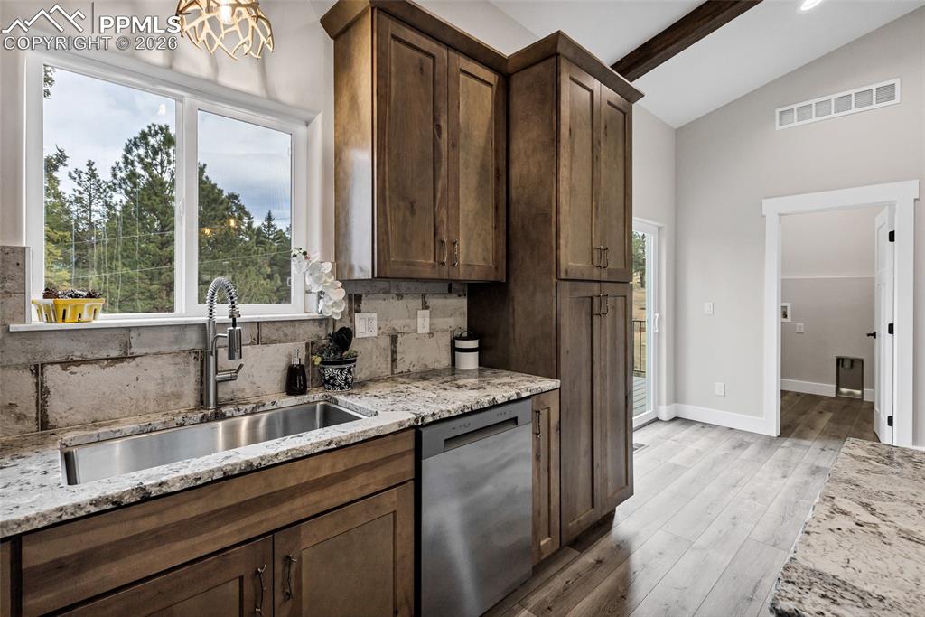 1279 N Mountain Estates Road Florissant CO 80816