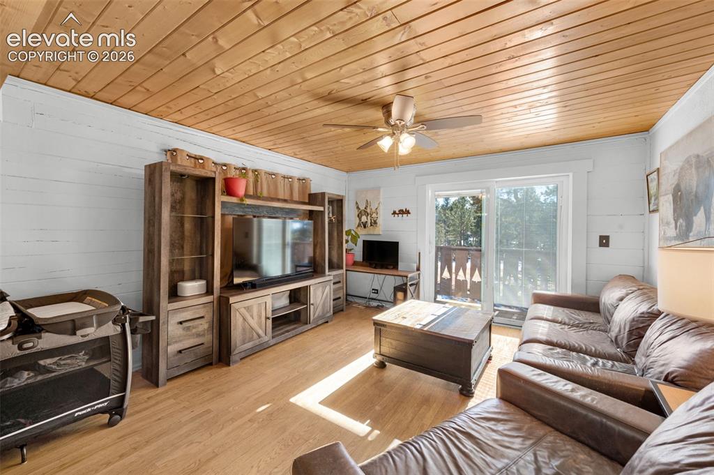 1276 Pinewood Road Florissant CO 80816
