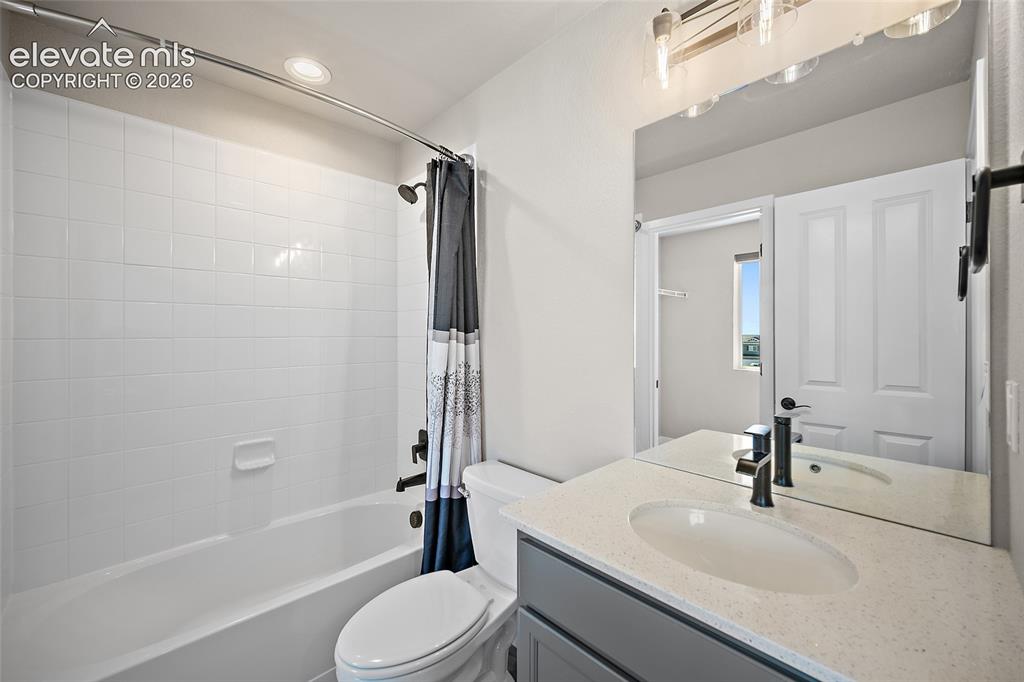 3938 Ryedale Way Colorado Springs CO 80922