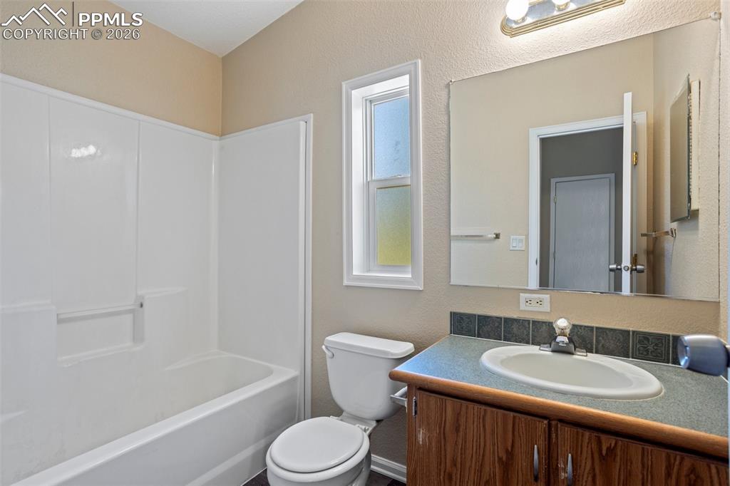 7765 Valley Quail Point Colorado Springs CO 80922