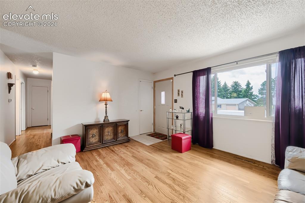 4618 Ridgeglen Road Colorado Springs CO 80918