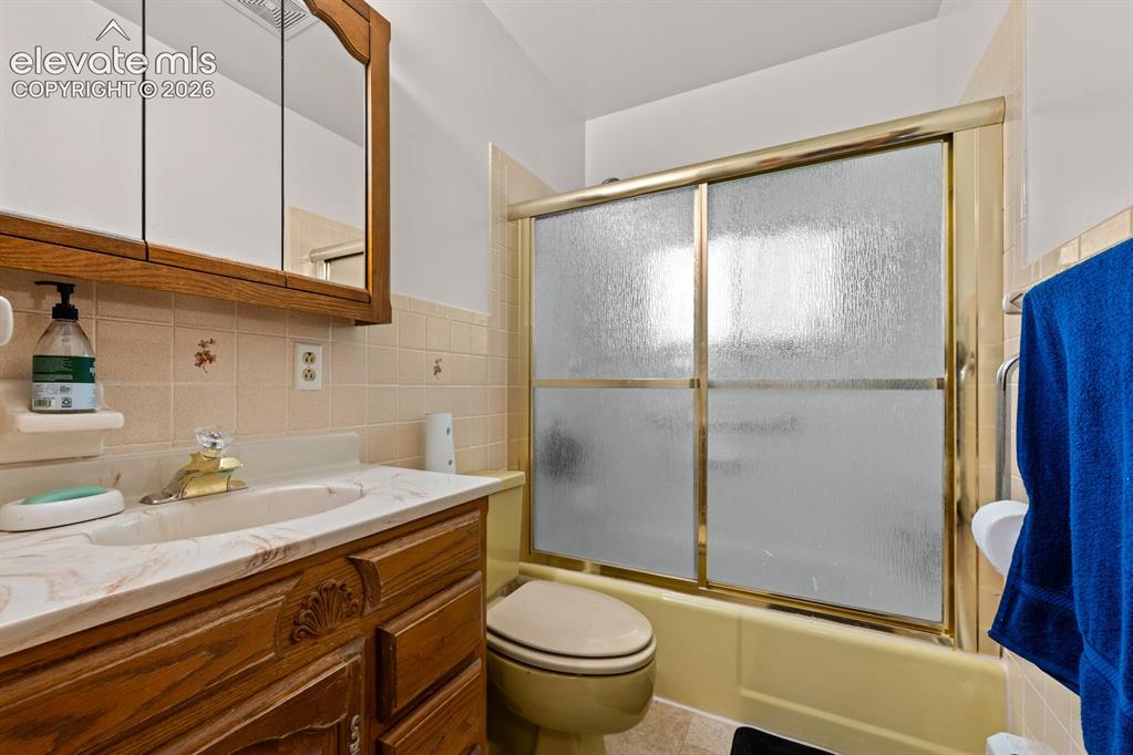 2100 Elmwood Lane Pueblo CO 81005