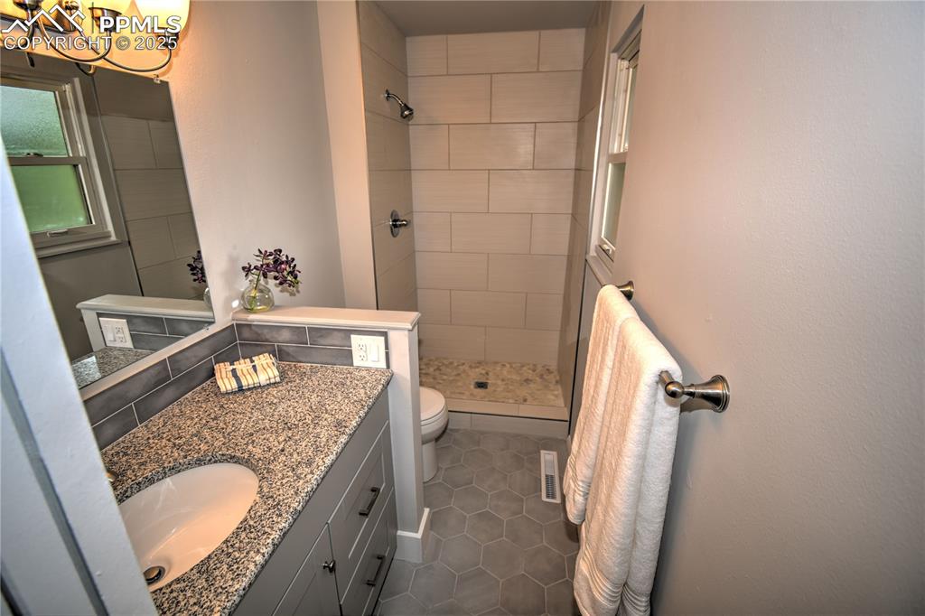 6530 Brook Park Drive Colorado Springs CO 80918