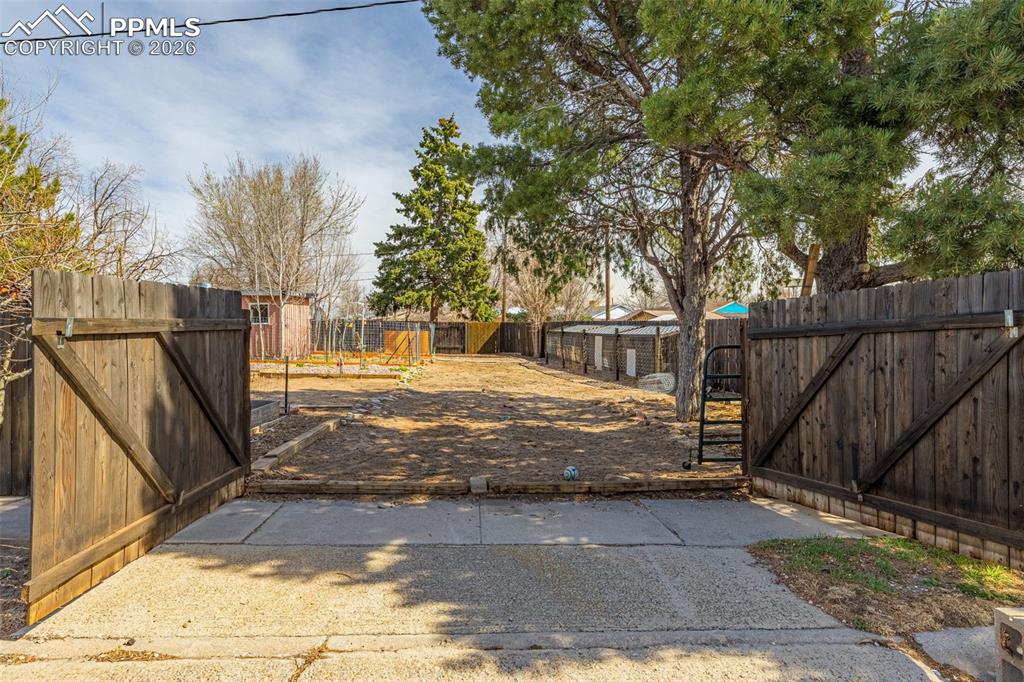 101 Trump Avenue Colorado Springs CO 80909