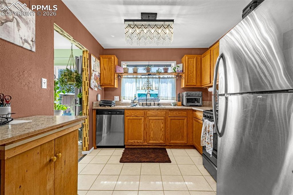 101 Trump Avenue Colorado Springs CO 80909