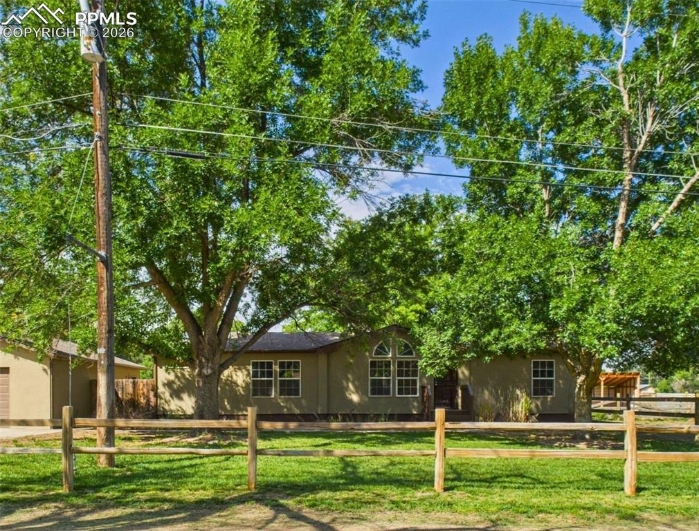 1131 24 1/2 Lane Pueblo CO 81006