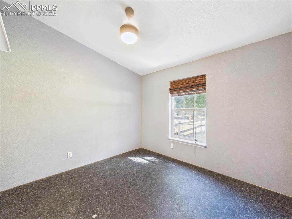 1131 24 1/2 Lane Pueblo CO 81006