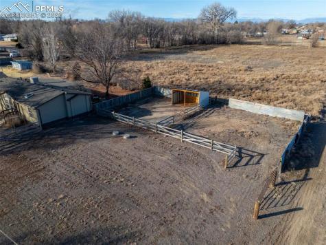 1131 24 1/2 Lane Pueblo CO 81006