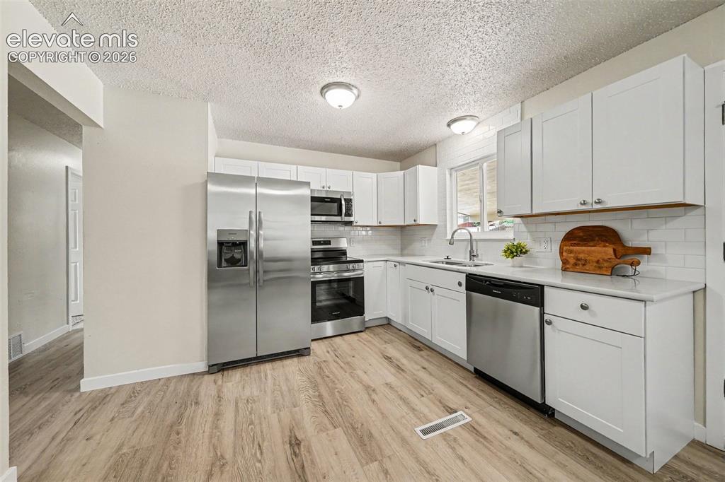 2122 Doniphan Drive Colorado Springs CO 80910
