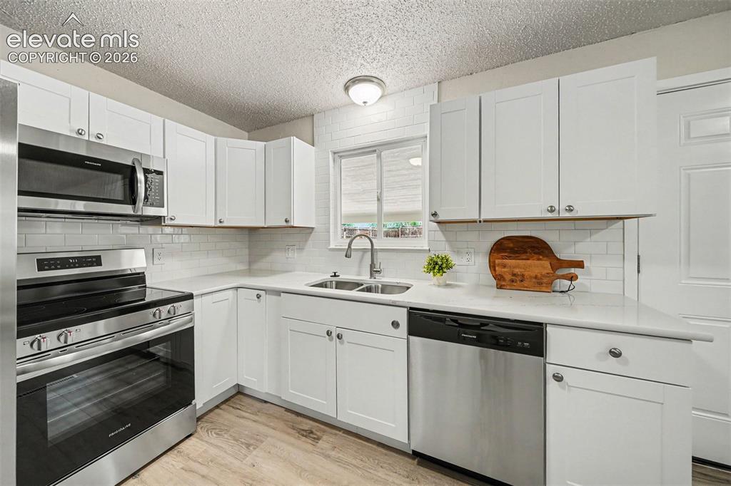 2122 Doniphan Drive Colorado Springs CO 80910