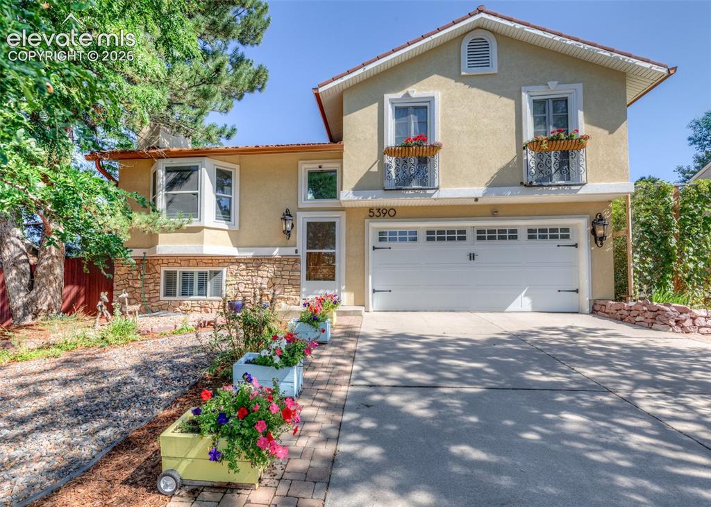 5390 Country Heights Drive Colorado Springs CO 80917