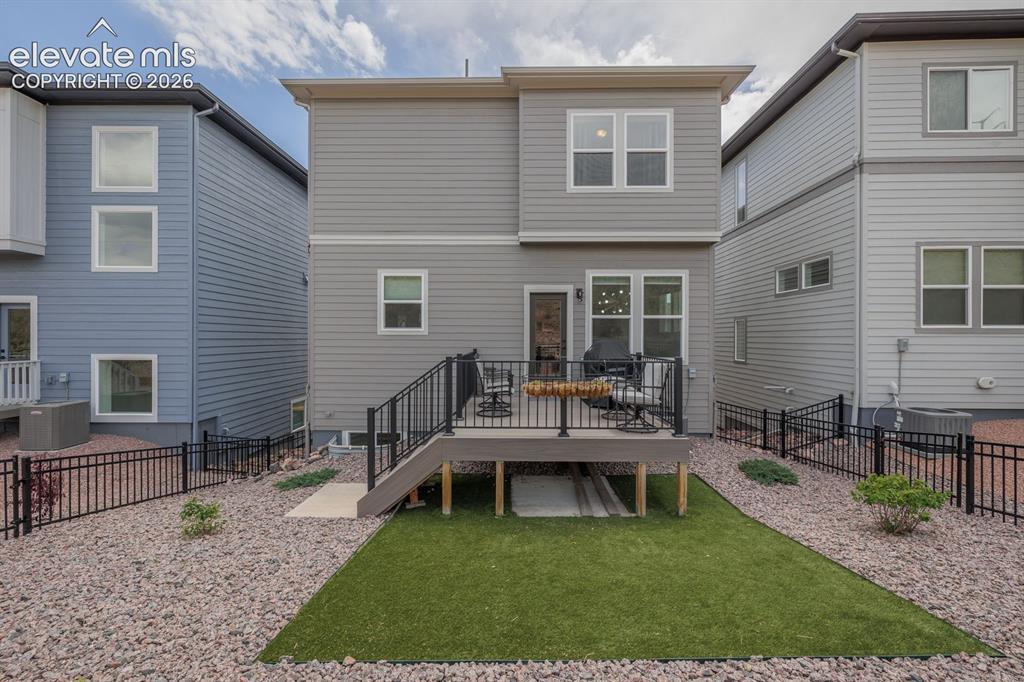 4514 Peak Crest View Colorado Springs CO 80918