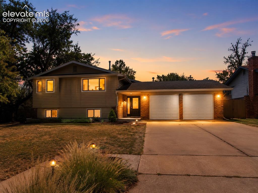 1208 Doyle Place Colorado Springs CO 80915