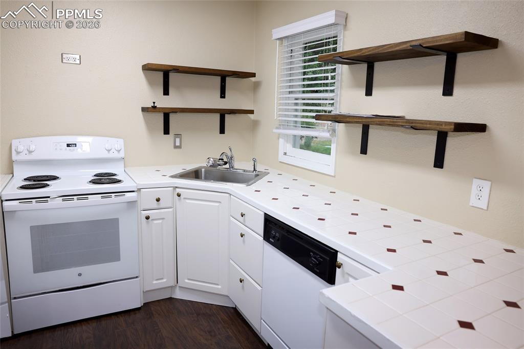 1633 Cheyenne Boulevard Colorado Springs CO 80906