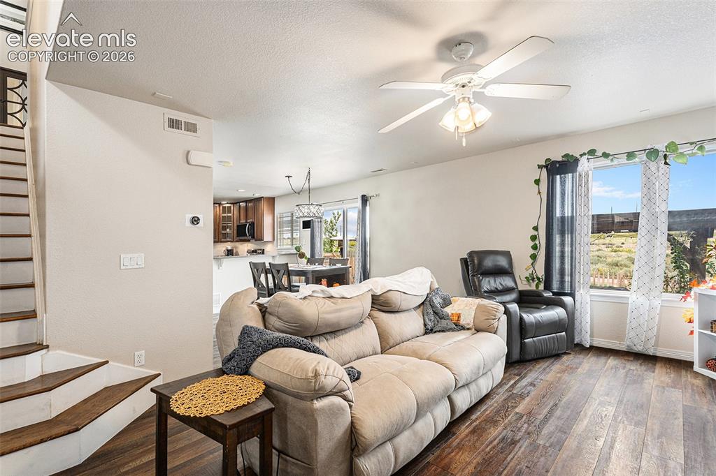 618 Cowboy Way Canon City CO 81212