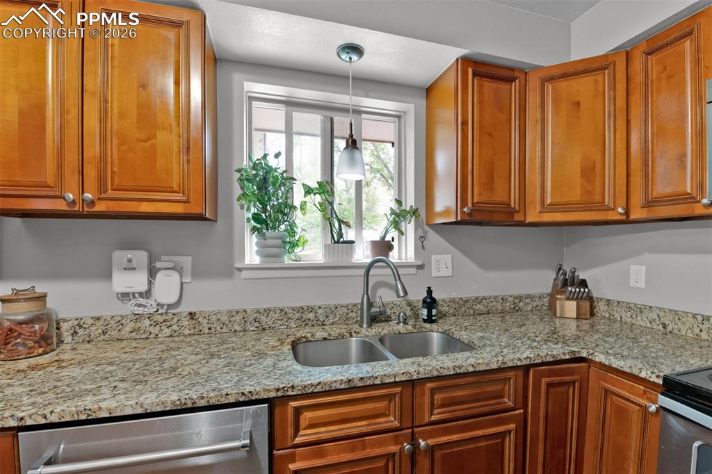 1512 Rushmore Drive Colorado Springs CO 80910