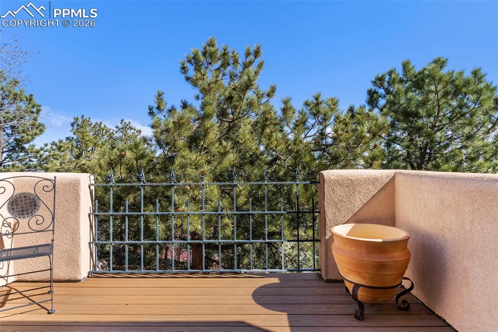 53 Upland Road Colorado Springs CO 80906
