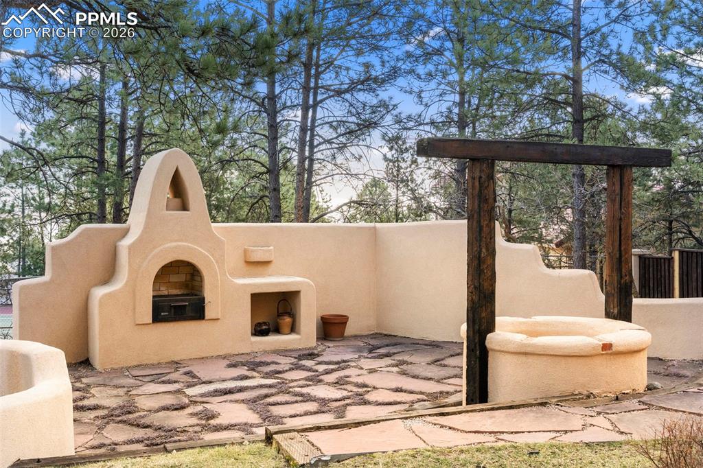 53 Upland Road Colorado Springs CO 80906