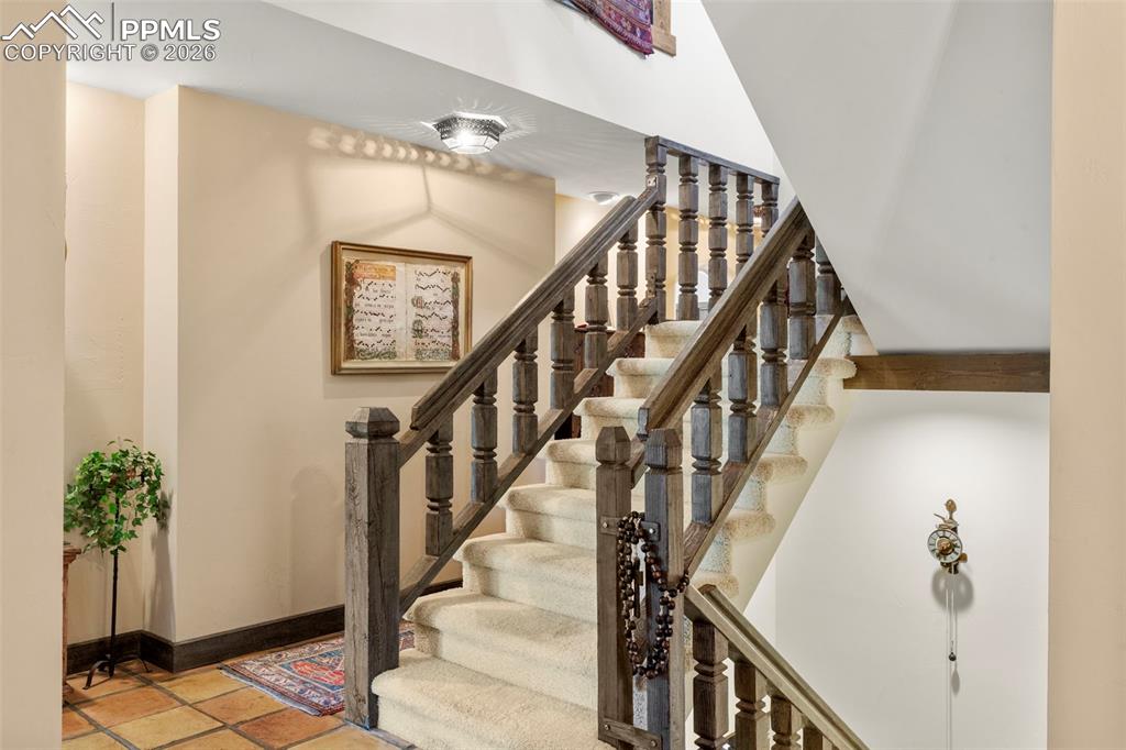 53 Upland Road Colorado Springs CO 80906