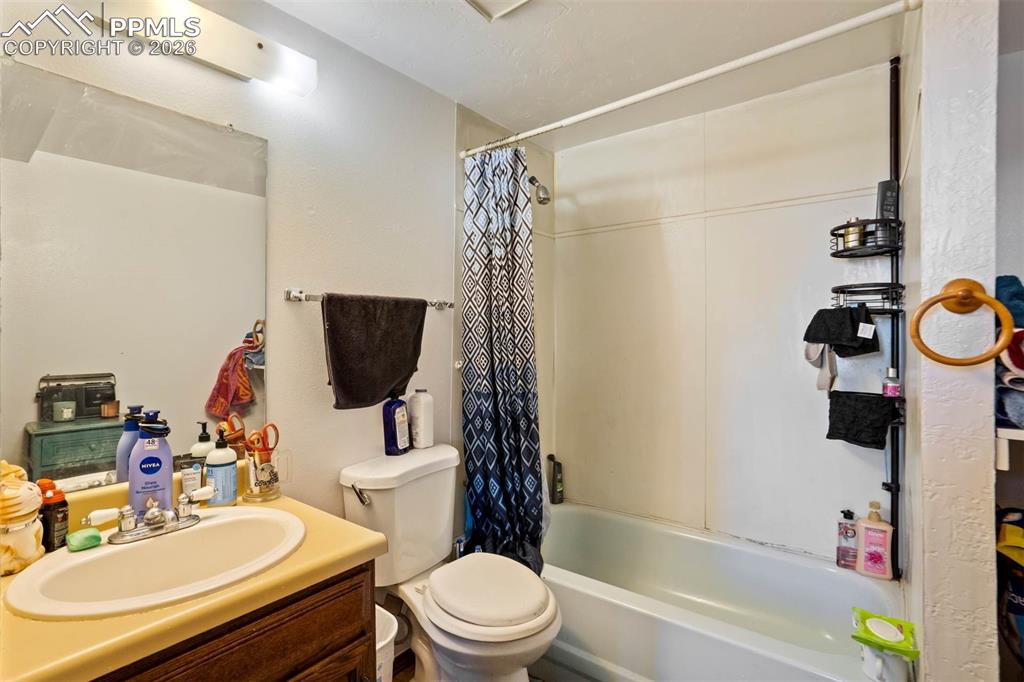 3850 Rosemere Street Colorado Springs CO 80906