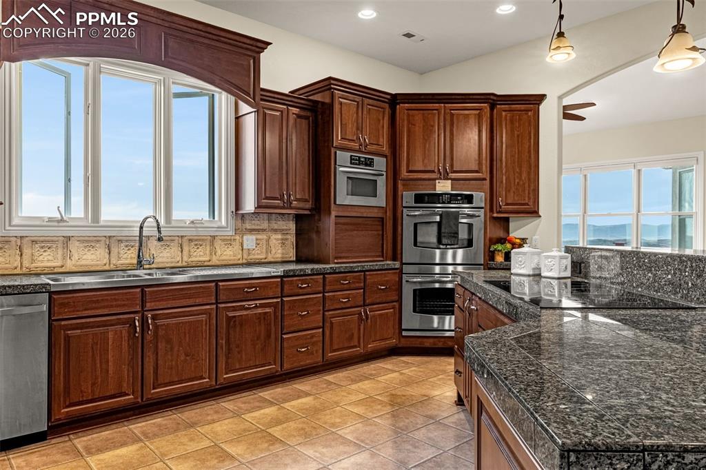 15575 Henry Ride Heights Colorado Springs CO 80926