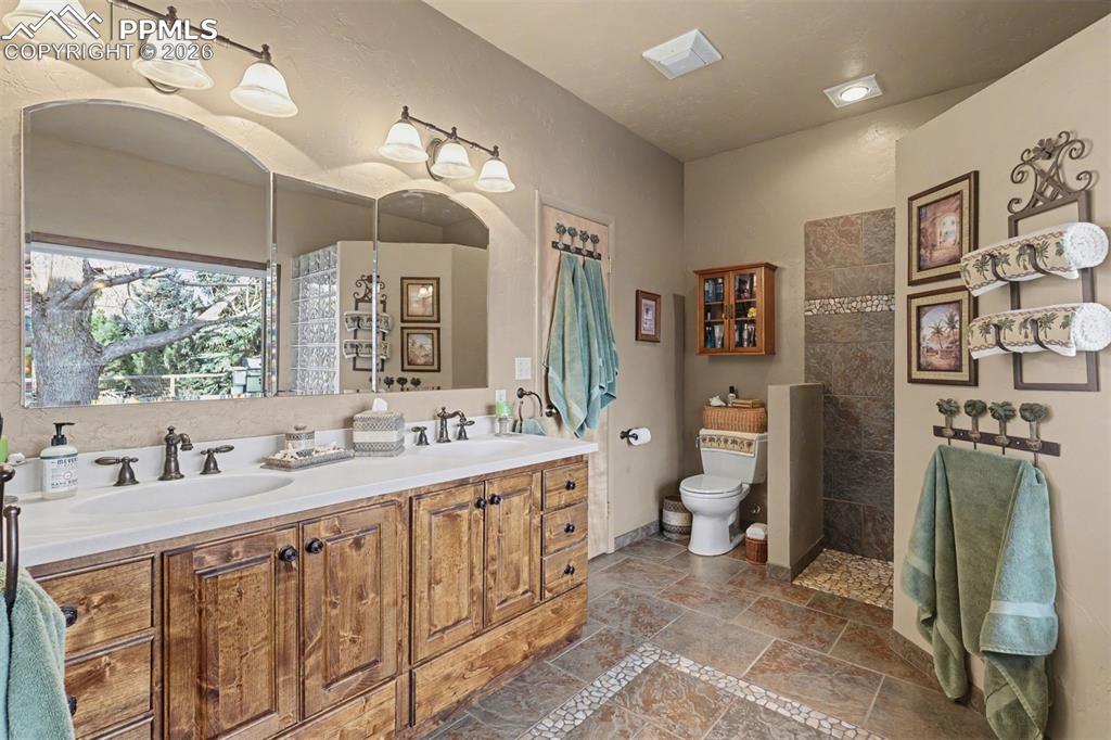 1124 Eagle Rock Road Colorado Springs CO 80918