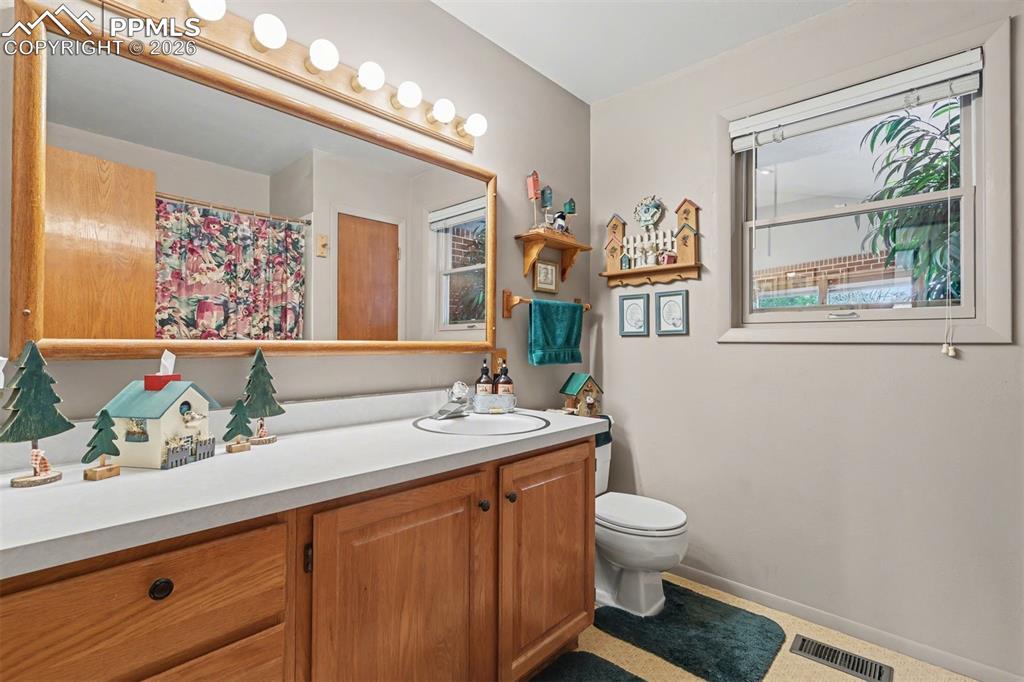 1124 Eagle Rock Road Colorado Springs CO 80918