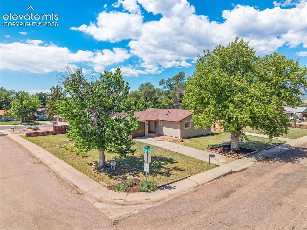 525 Violet Drive Colorado Springs CO 80911