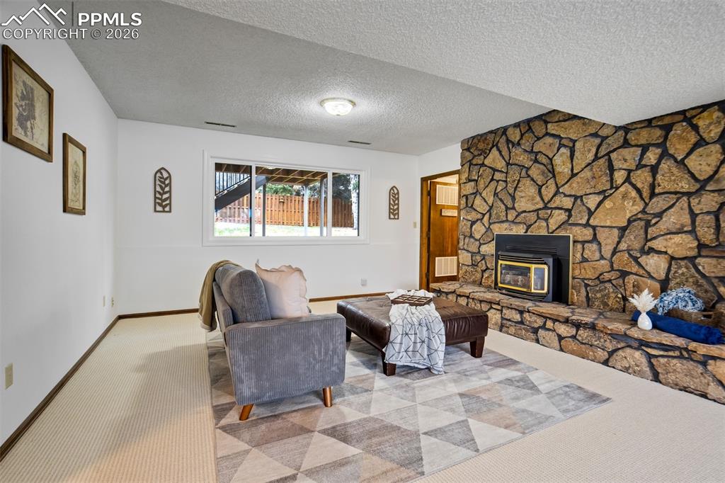 2832 Country Club Circle Colorado Springs CO 80909